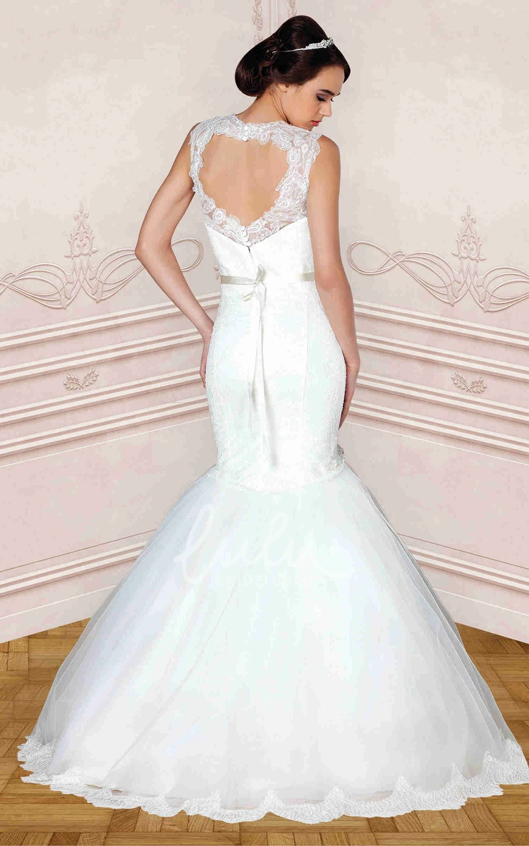 Sleeveless Satin Wedding Dress with Beading Jewel-Neck Trumpet Floor-Length Dress