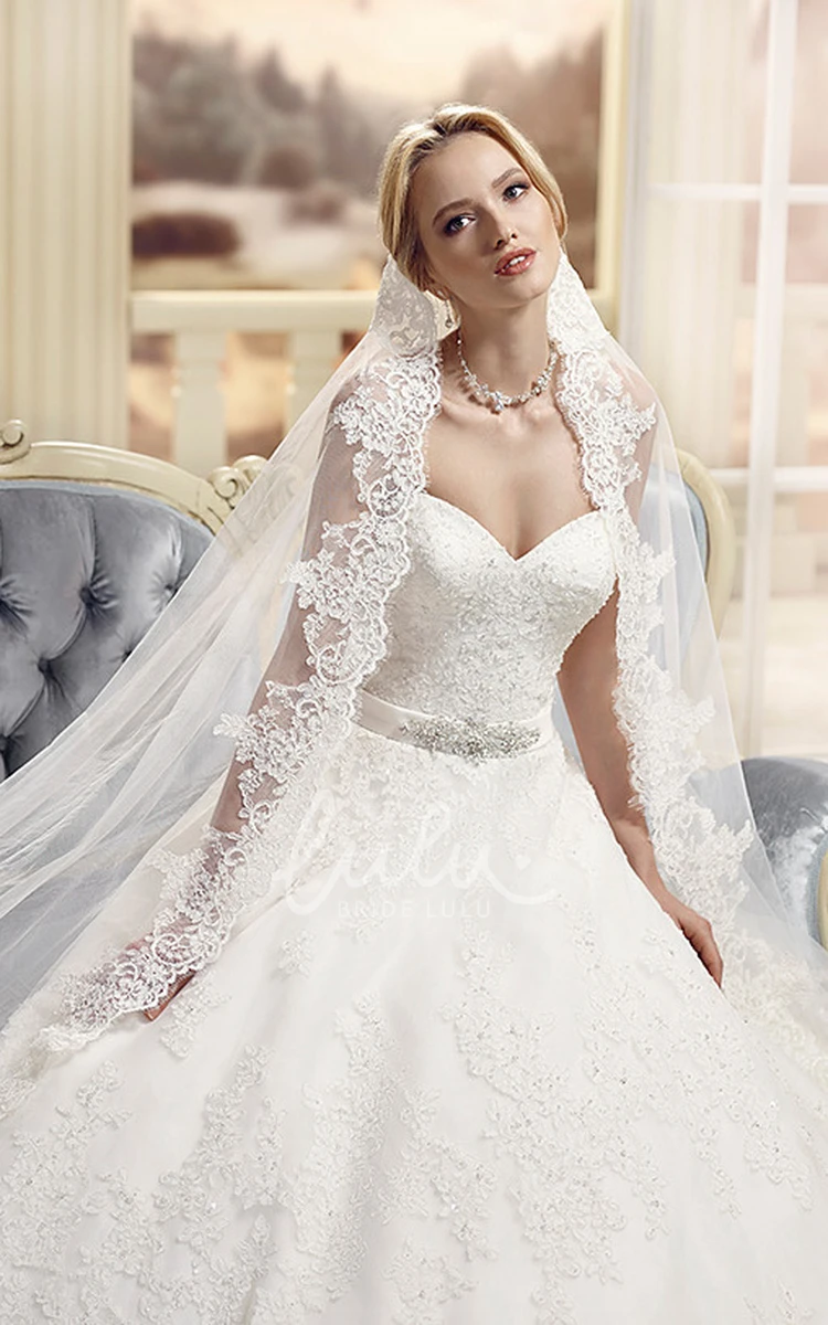 Jeweled Sweetheart Tulle&Lace Ball Gown Wedding Dress