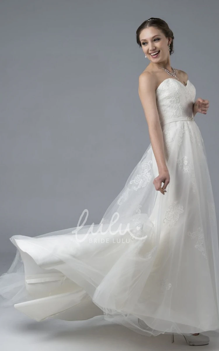 Lace Applique A-line Tulle Sweetheart Wedding Dress with Open Back Buttons