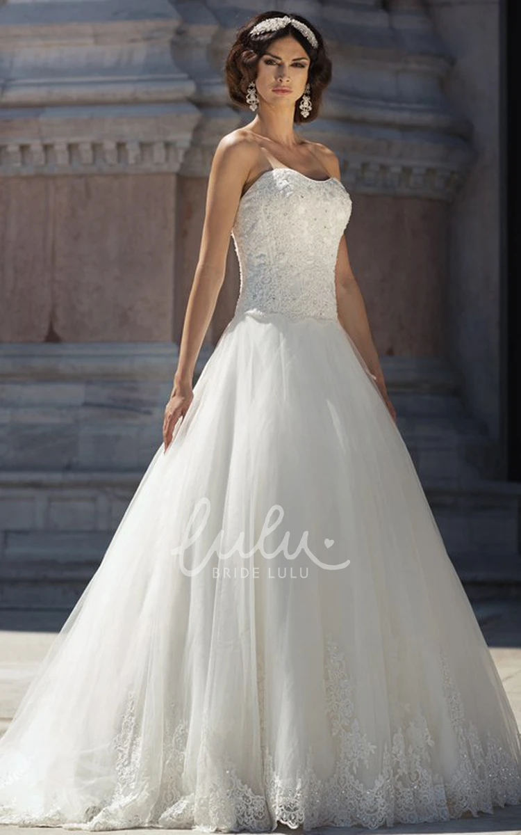 Ball Gown Tulle&Lace Strapless Sleeveless Wedding Dress With Appliques Unique Wedding Dress