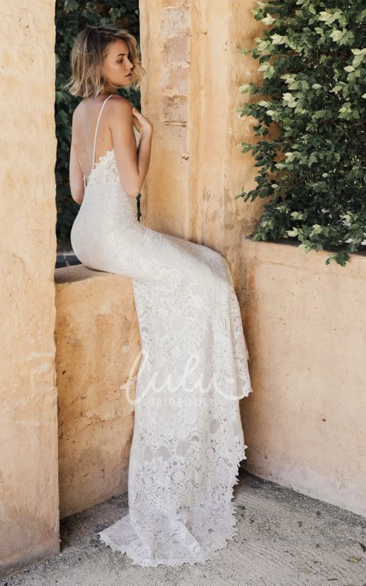 Simple Lace Bridal Gown with Court Train and Trumpet Sleeves