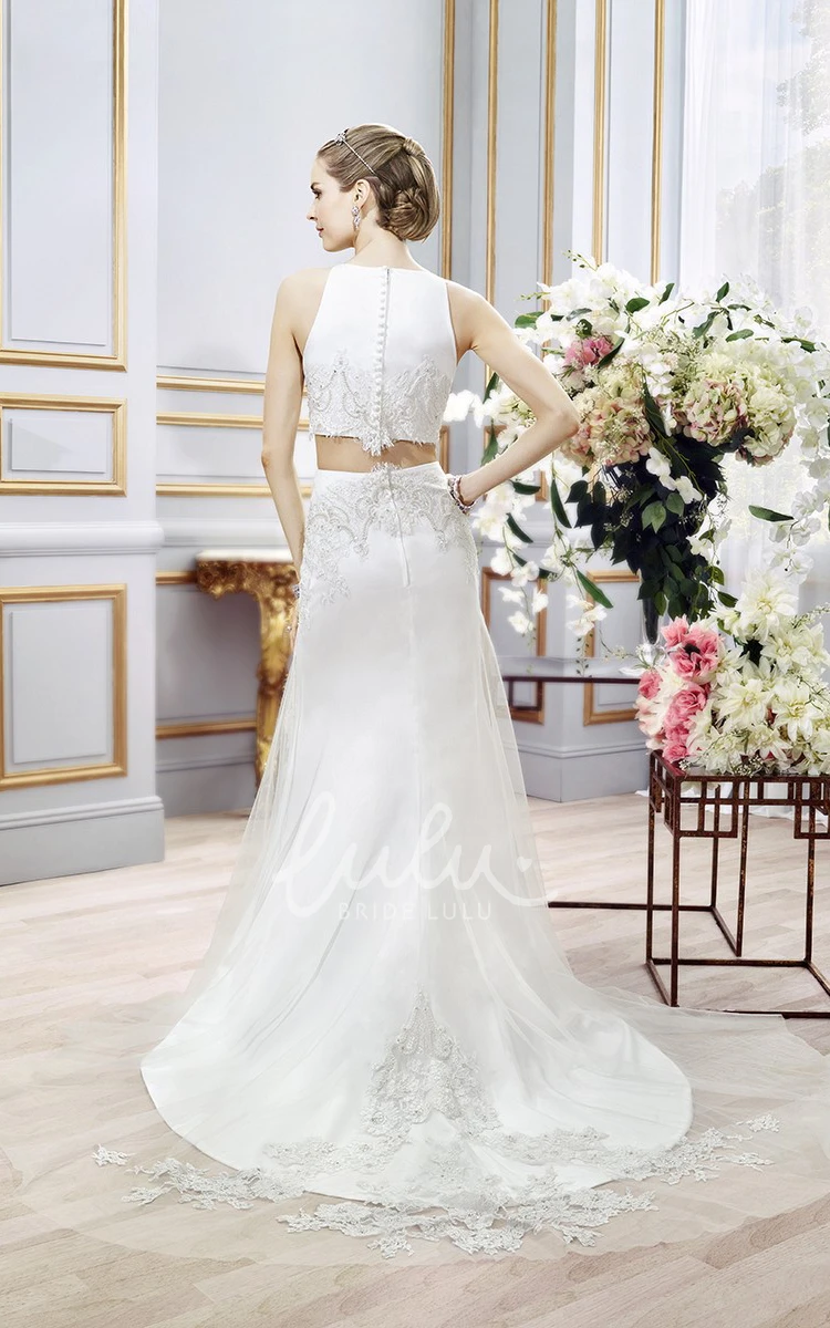 Satin Sheath Wedding Dress with Appliques and Court Train