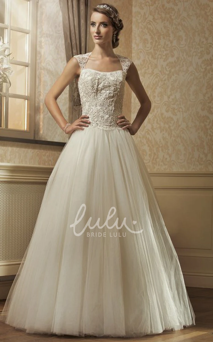 Long Tulle&Lace Queen-Anne A-Line Wedding Dress with Appliques Unique Wedding Dress