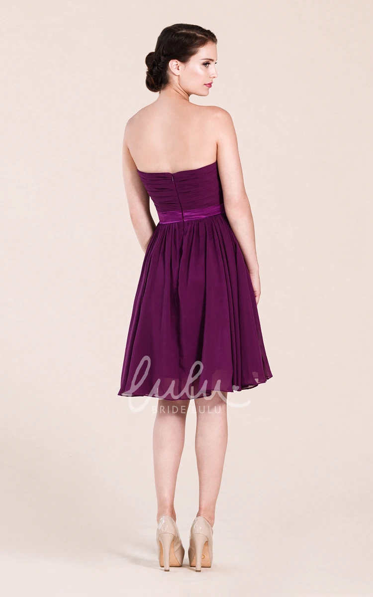 A-Line Bridesmaid Dress with Notched Neckline and Short Length