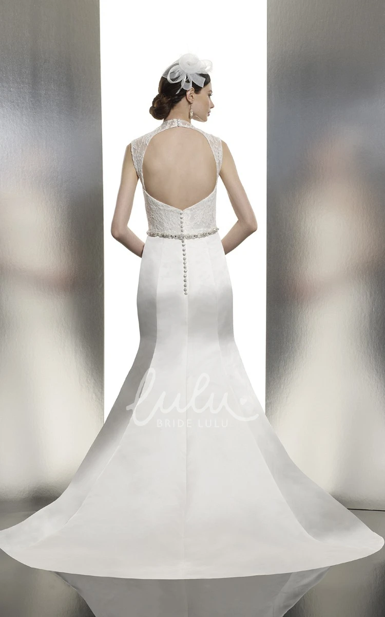 Satin Trumpet Wedding Dress with Appliques and Keyhole Back Sleeveless and Long Length