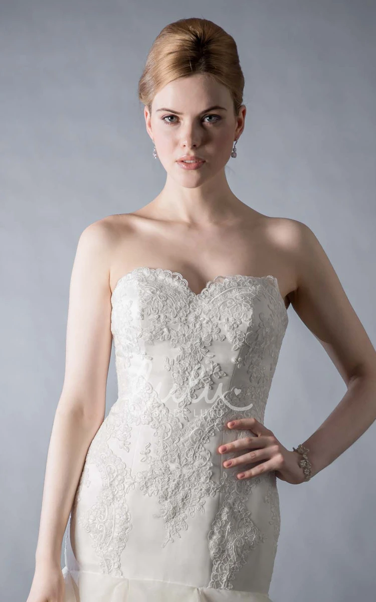 Sweetheart Mermaid Wedding Dress with Appliques and Sleeveless Design Stunning Bridal Gown