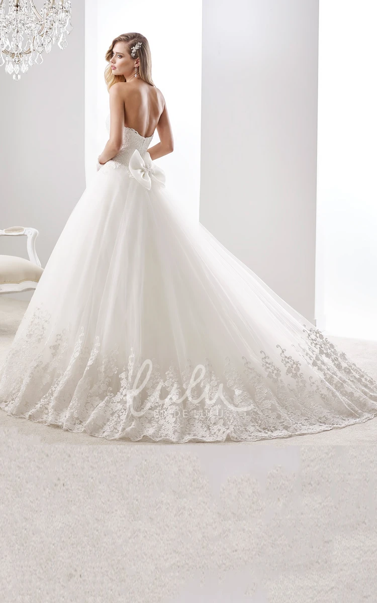 A-line Wedding Dress with Appliques and Back Bow Sweetheart Style