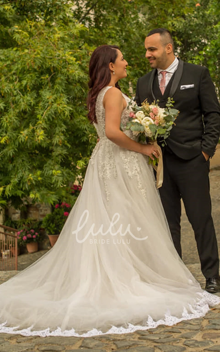 Delicate Lace Tulle V-neck Wedding Dress with Appliques Ball Gown A Line