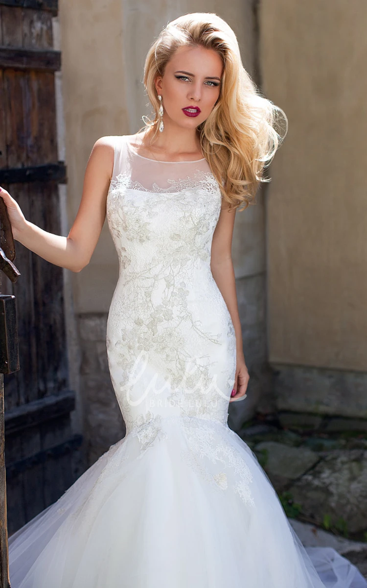 Scoop Appliqued Tulle Wedding Dress with Court Train Floor-Length