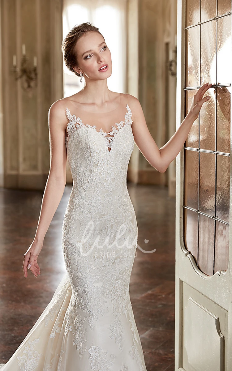 Mermaid Lace Wedding Dress with Scoop-Neck and Applique