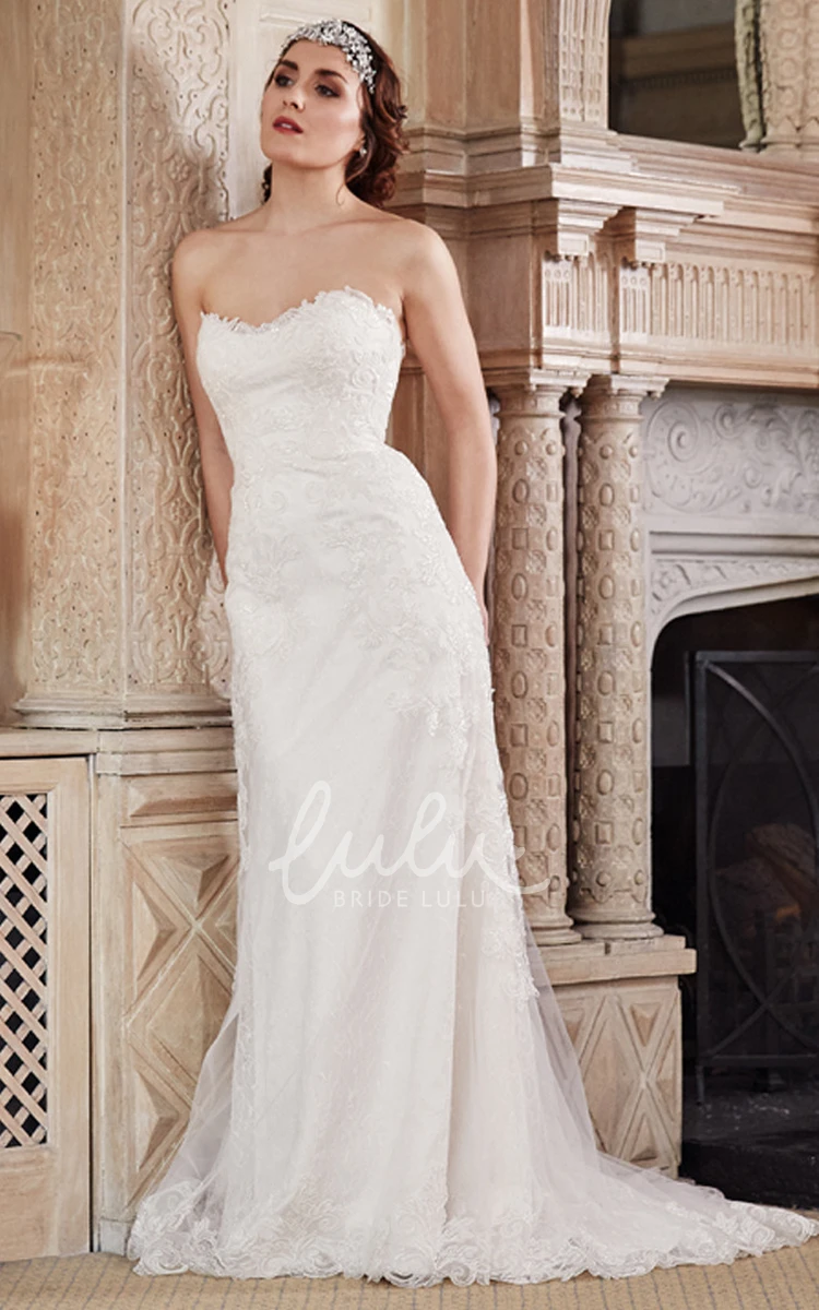 Appliqued Lace&Tulle Wedding Dress with Brush Train Strapless Classy Bridal Gown Modern