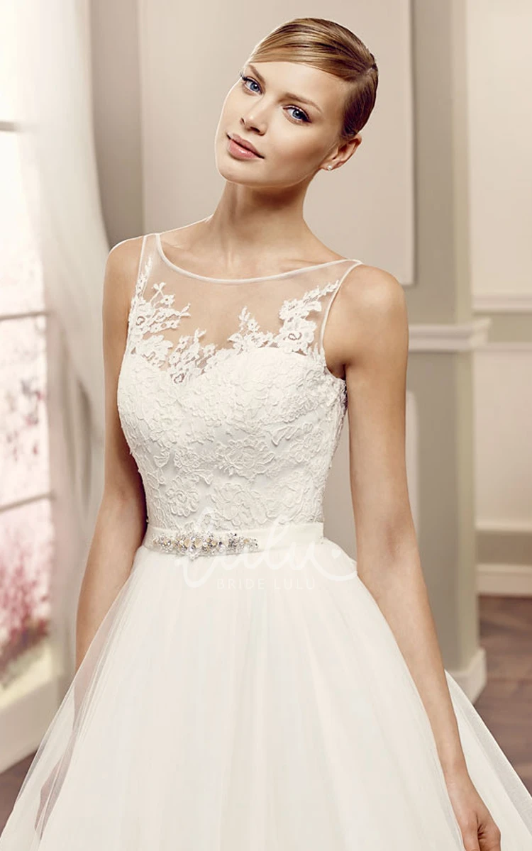 Scoop Chiffon Maxi Wedding Dress with Keyhole and Appliques