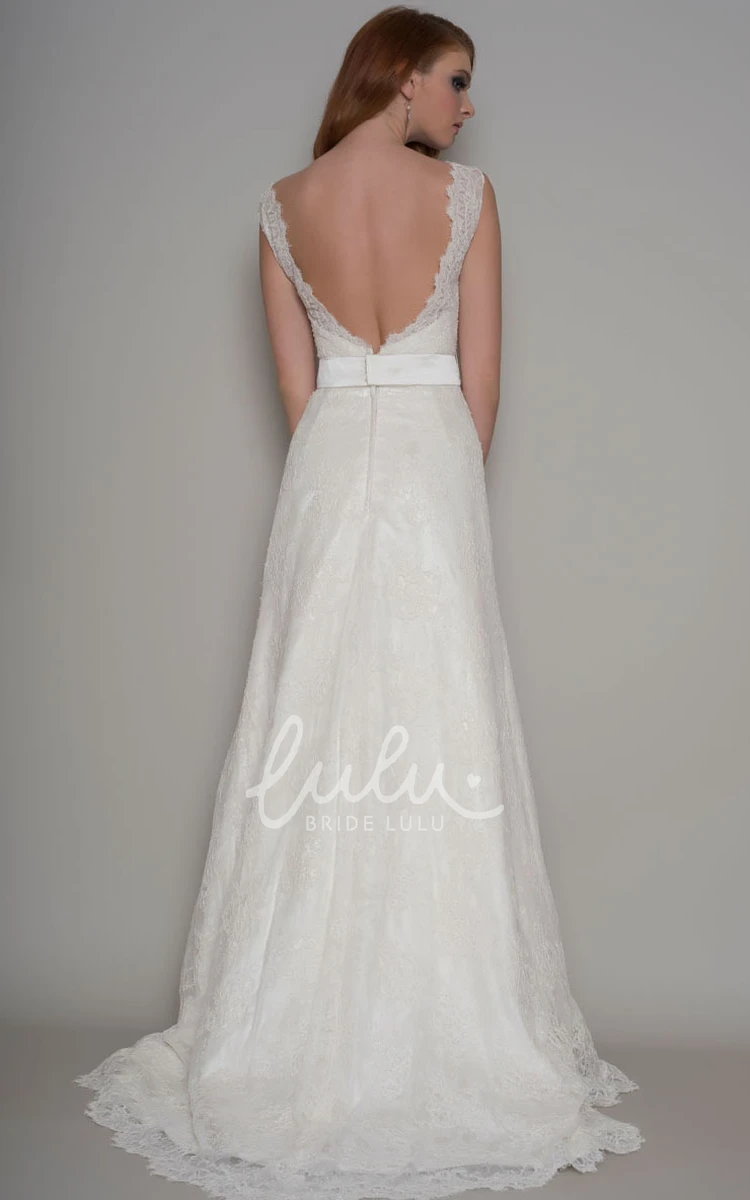 Sheath Lace Scoop-Neck Wedding Dress with Bow Long Bowed Bridal Gown