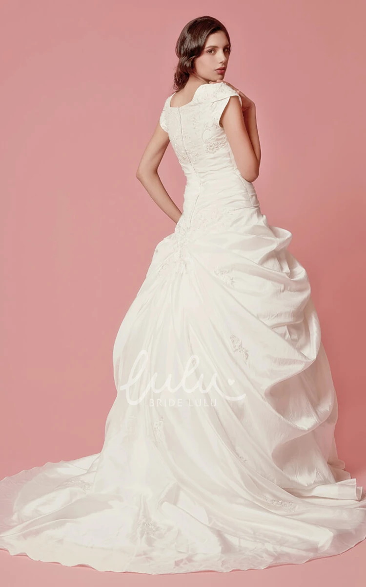 Vintage Ball Gown Wedding Dress with Short Sleeves