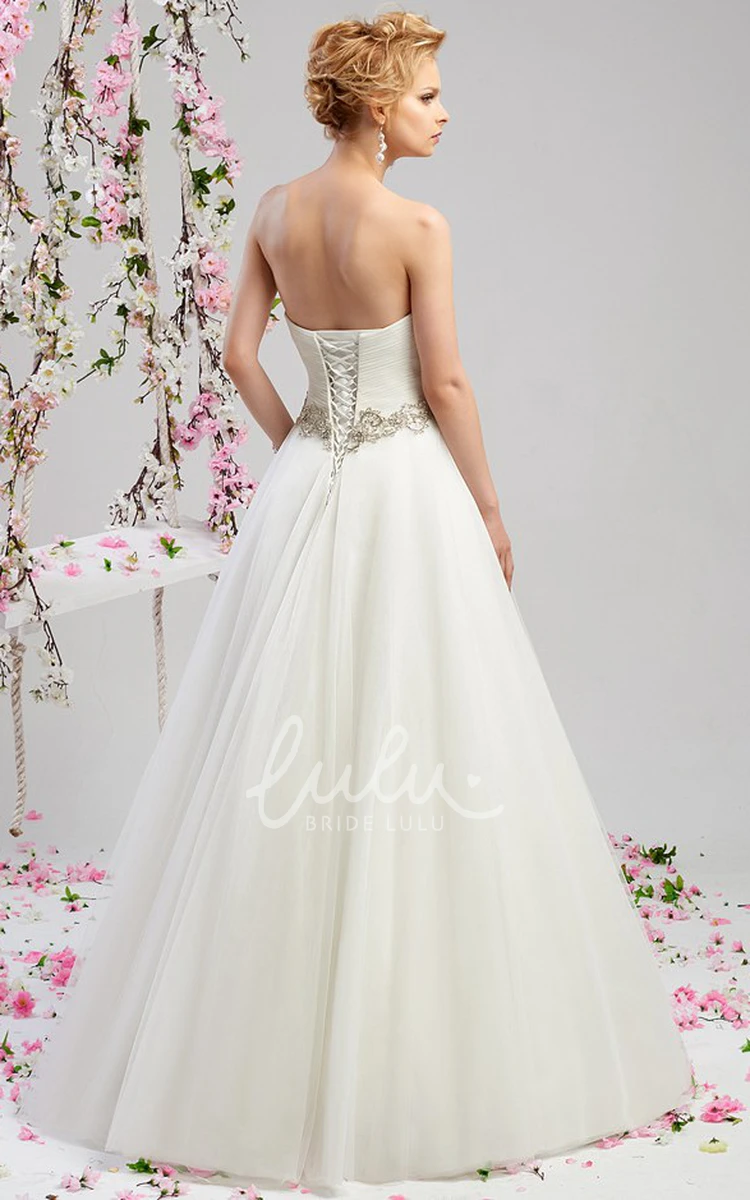 Sleeveless Ball Gown Tulle Wedding Dress with Sweetheart Neckline and Jeweled Waist Stunning Bridal Gown