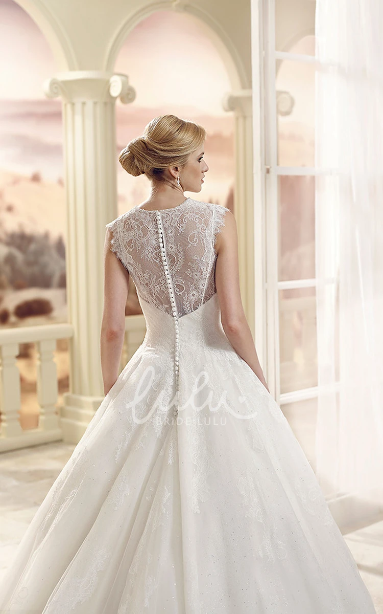 Scoop Neck Tulle A-Line Wedding Dress with Appliques and Floor-Length