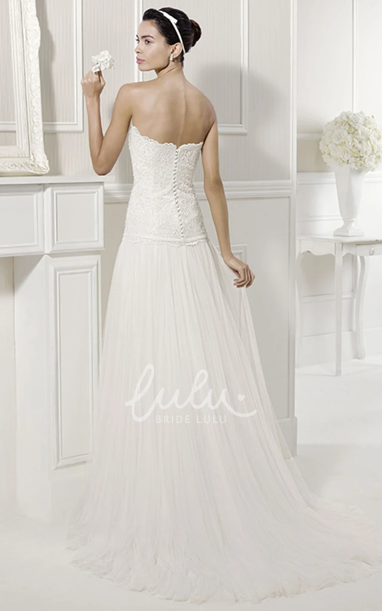 Scalloped Neck Tulle Bridal Gown with Off-Shoulder Sleeves Lace Top