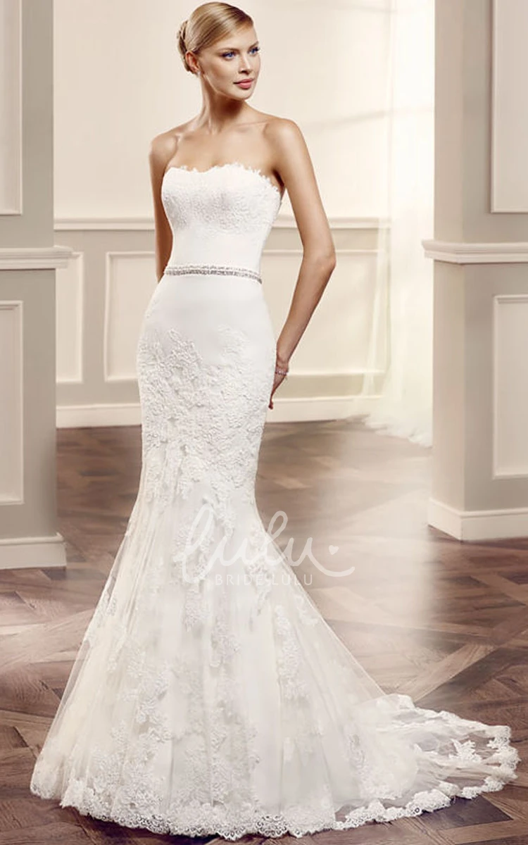 Lace Appliqued Strapless Wedding Dress with Court Train