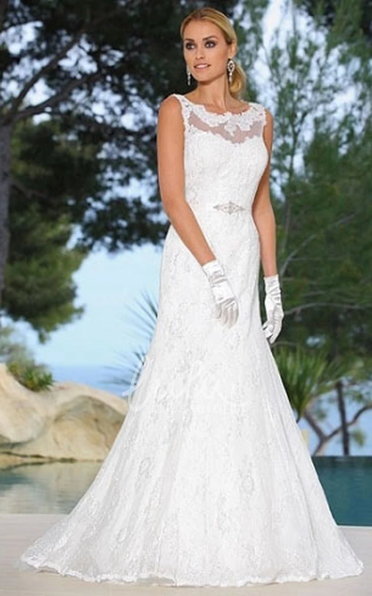 Sleeveless Lace Sheath Wedding Dress with Scoop Neck and Appliques