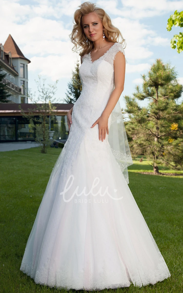 Sleeveless Lace Mermaid Wedding Dress with V-Neck and Keyhole