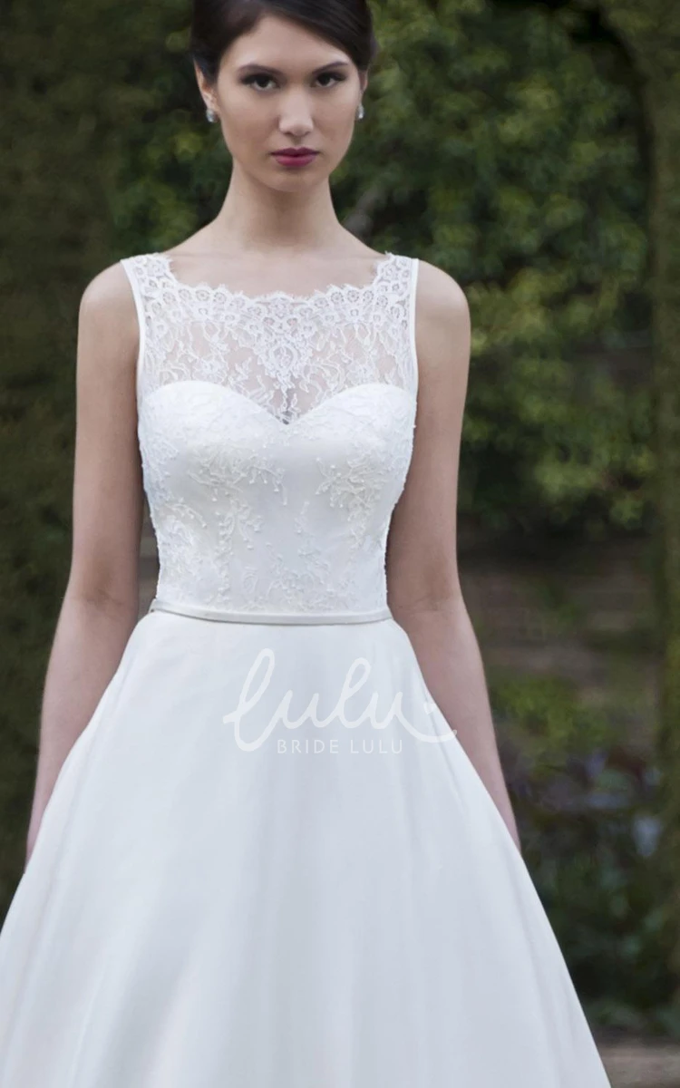 Chiffon A-Line Wedding Dress with Appliques Sleeveless Square-Neck Flowy Wedding Dress