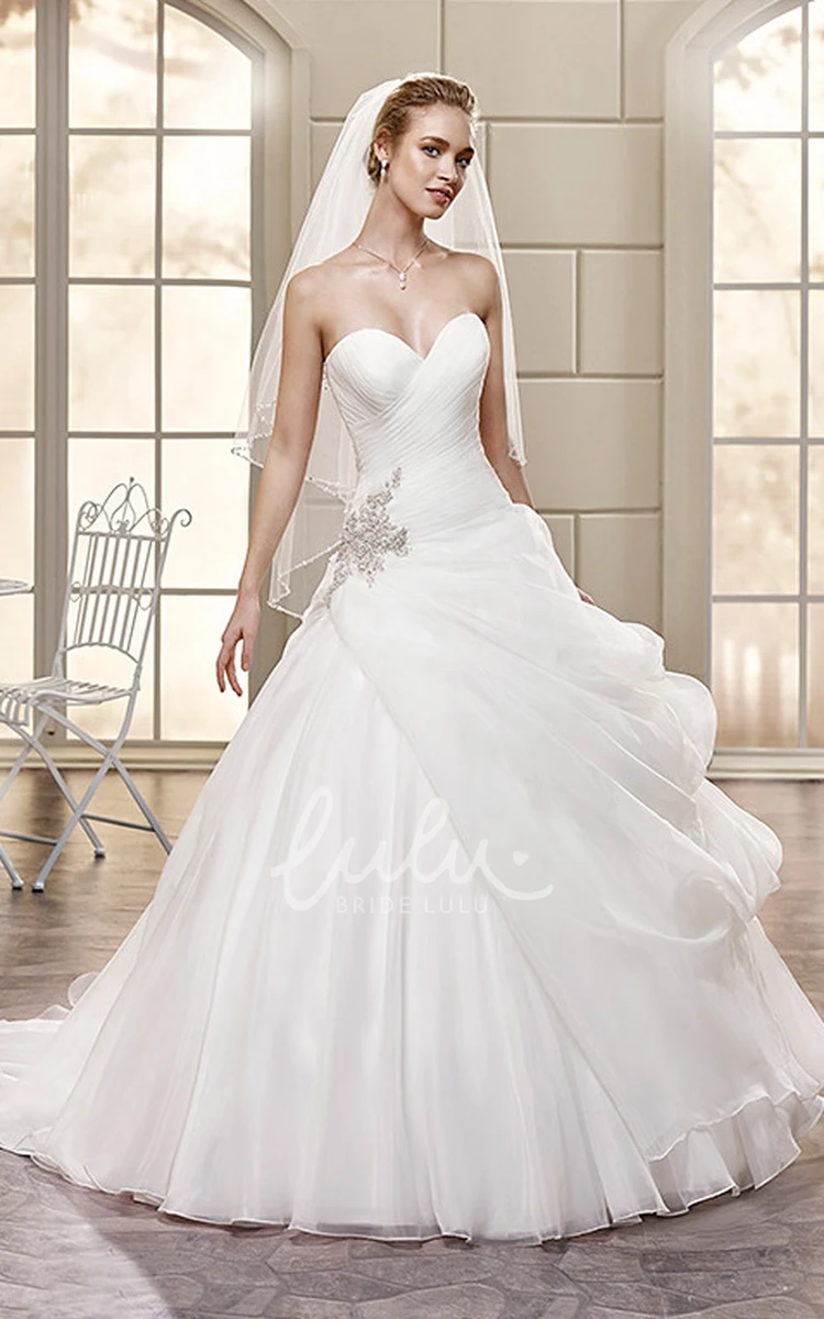 Ball Gown Organza Wedding Dress with Sweetheart Neckline Criss Cross Bodice and Ruffles