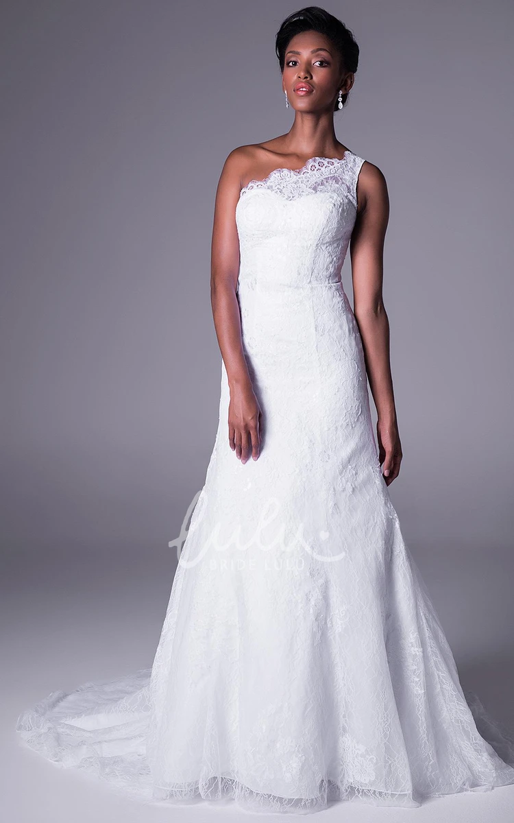 One-Shoulder Lace Wedding Dress with Court Train Maxi Appliqued