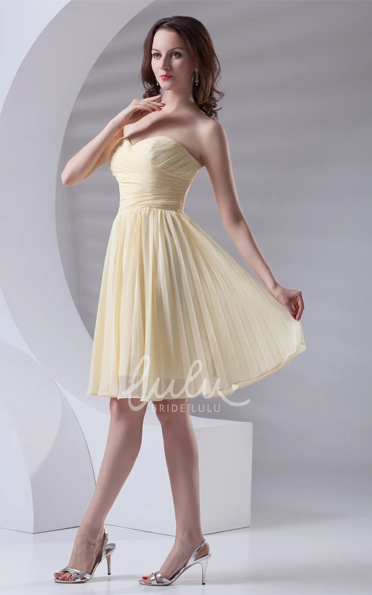 Knee-Length Chiffon Bridesmaid Dress with Sweetheart Criss-Cross Pleats