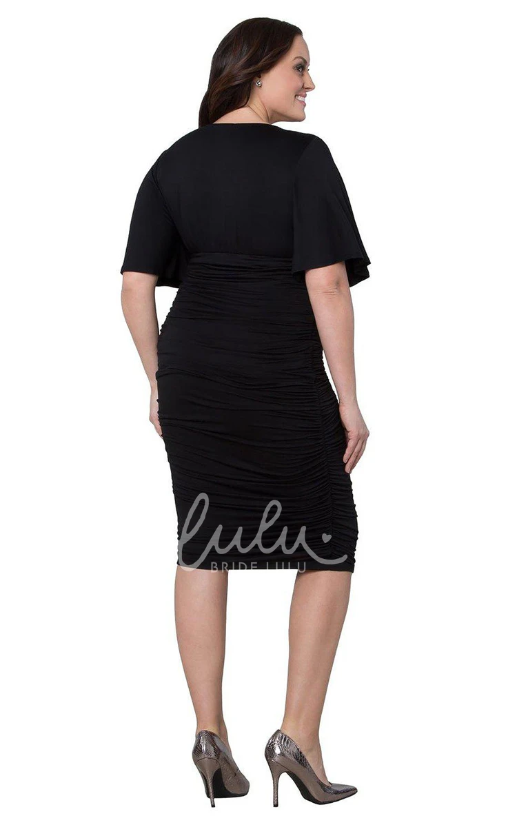 Knee-length Ruched Dress with V-neckline Short Sleeve Casual Dress