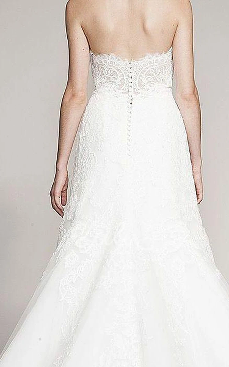 Tulle Wedding Dress with Sweetheart Neckline and Lace Detail