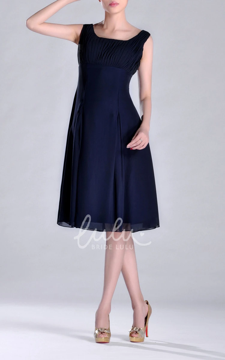 Knee-length Pleated Chiffon Bridesmaid Dress with Scoop Neckline