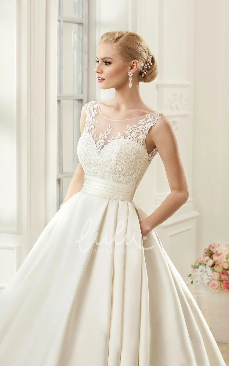Bell Appliques Lace A-Line Mini Wedding Dress with Court Train