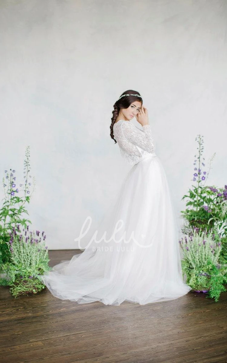 Long Sleeve Buttoned Lace Wedding Dress