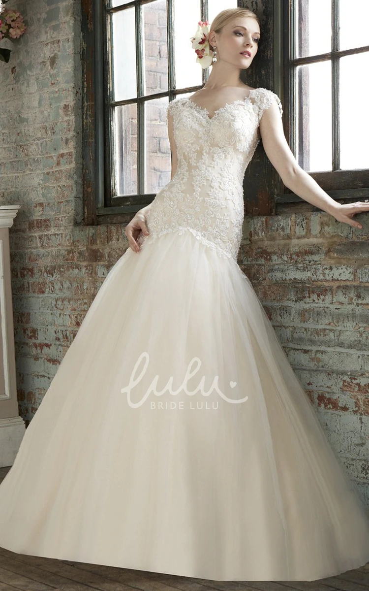 V-Neck Cap-Sleeve Tulle and Lace Wedding Dress with Appliques and V-Back