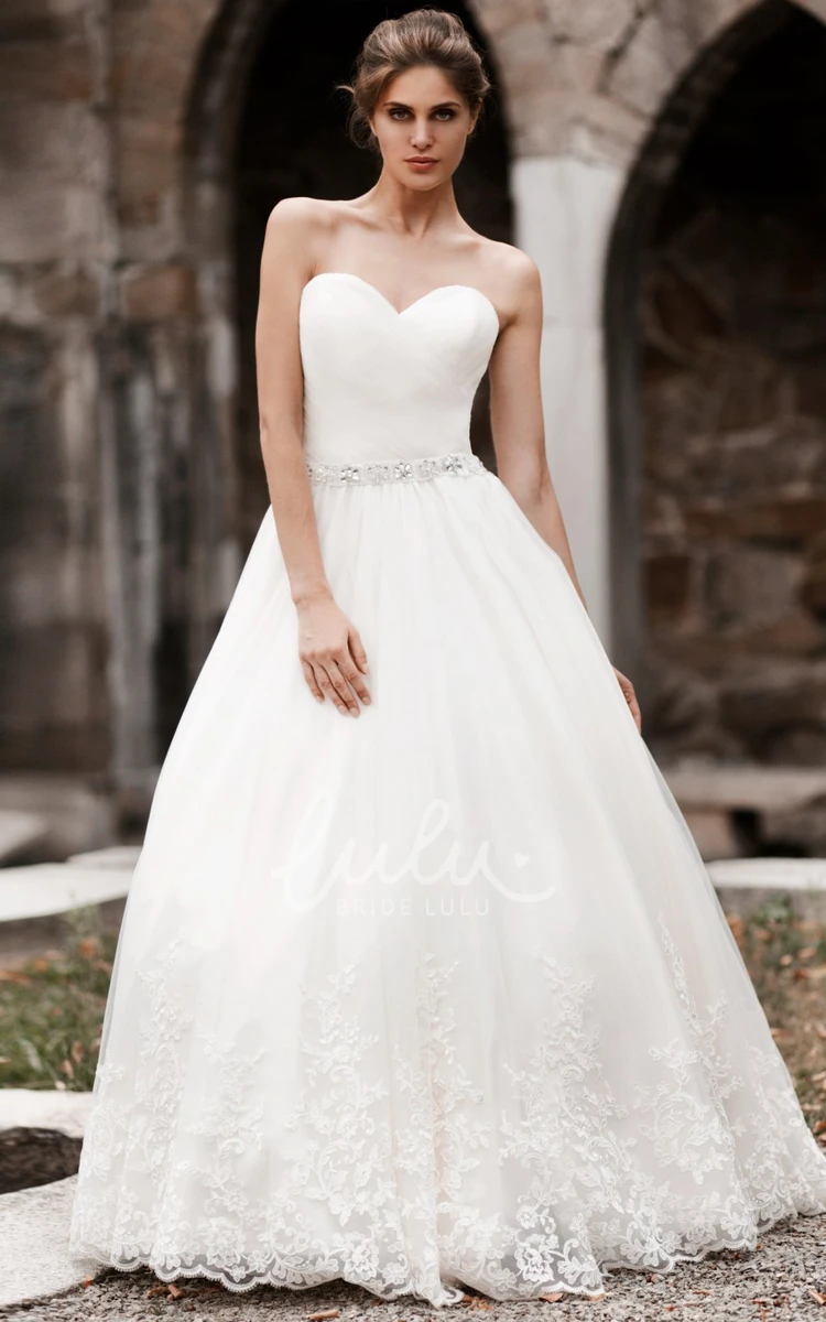 Sweetheart Lace&Tulle A-Line Wedding Dress with Waist Jewellery and Appliques