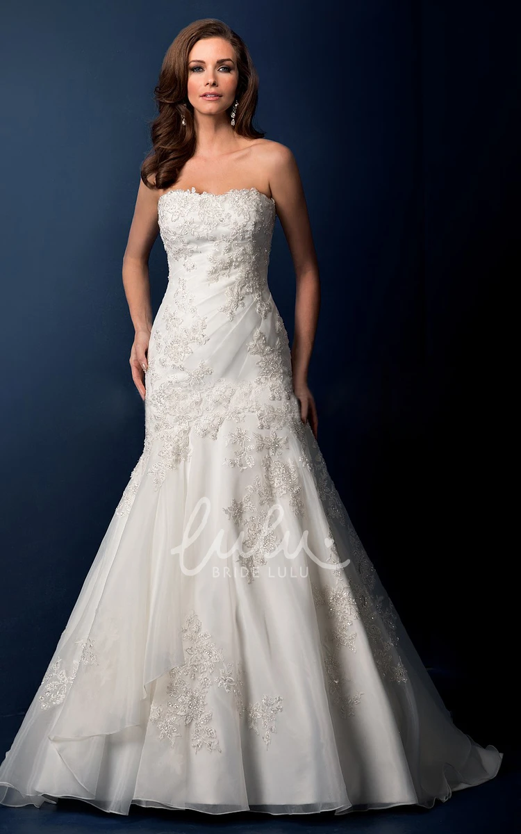 Trumpet Wedding Dress with Strapless Neckline and Ruffles Romantic Bridal Gown