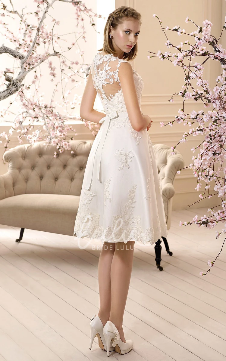 Knee-Length Lace A-Line Wedding Dress With Bow and Sleeveless Design