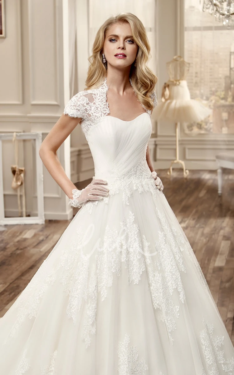 T-Shirt Sleeve Brush Train Lace-Applique Wedding Dress