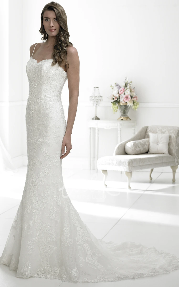 Spaghetti Sleeveless Lace Wedding Dress Sheath Appliqued