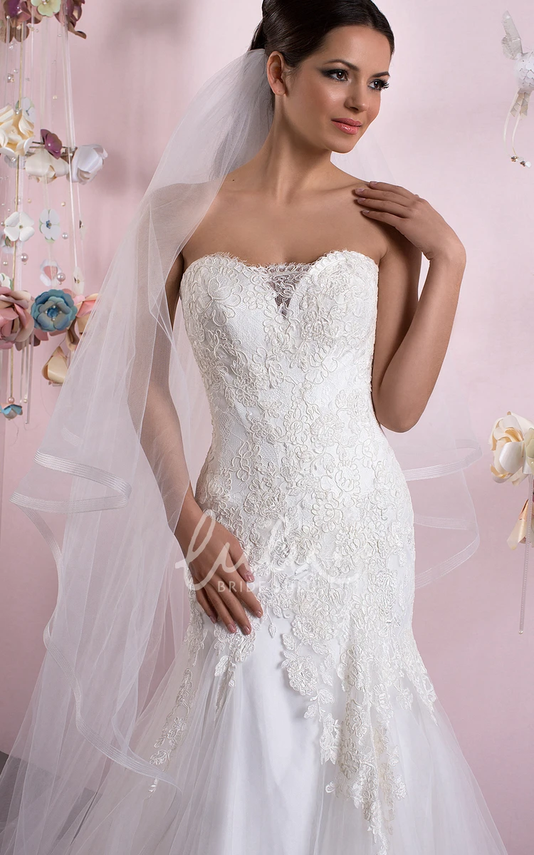 Sleeveless A-Line Tulle&Lace Wedding Dress with Court Train