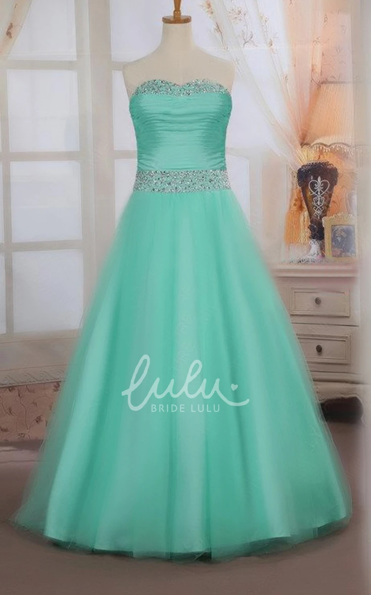 Elegant Ball Gown with Sweetheart Neckline and Ruched Tulle Skirt