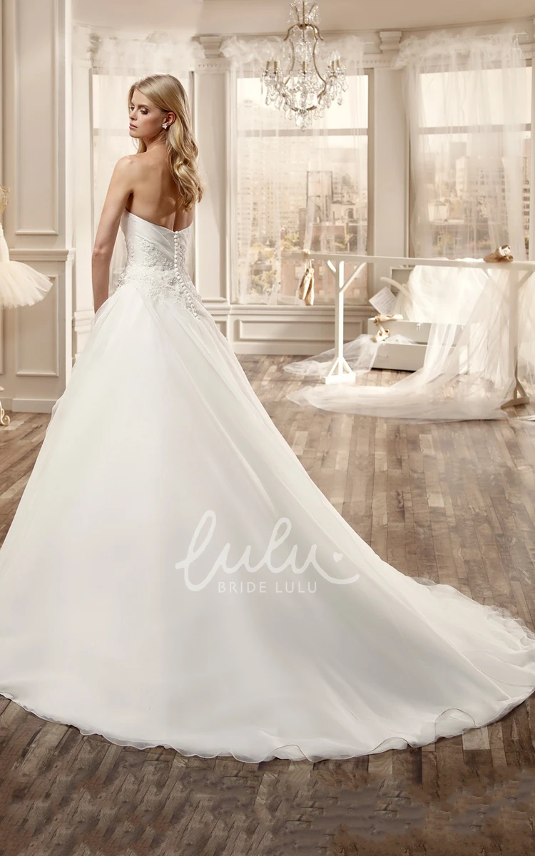 Pleated Skirt Strapless Wedding Dress with Beaded Waist Chic Bridal Gown