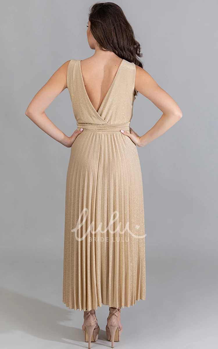 Sleeveless A-Line Cocktail Dress with Ruching Simple & Elegant Knee-Length Formal Dress