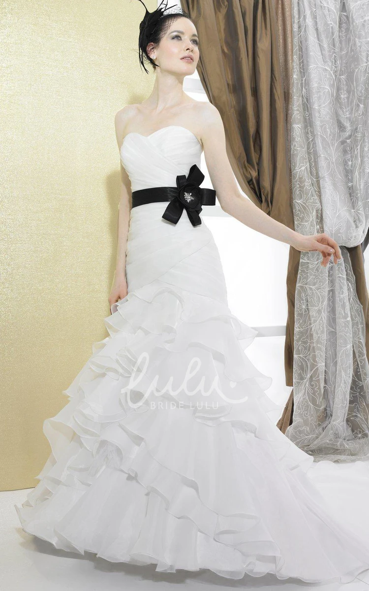 Organza A-Line Sweetheart Wedding Dress with Tiers and Bow Sleeveless