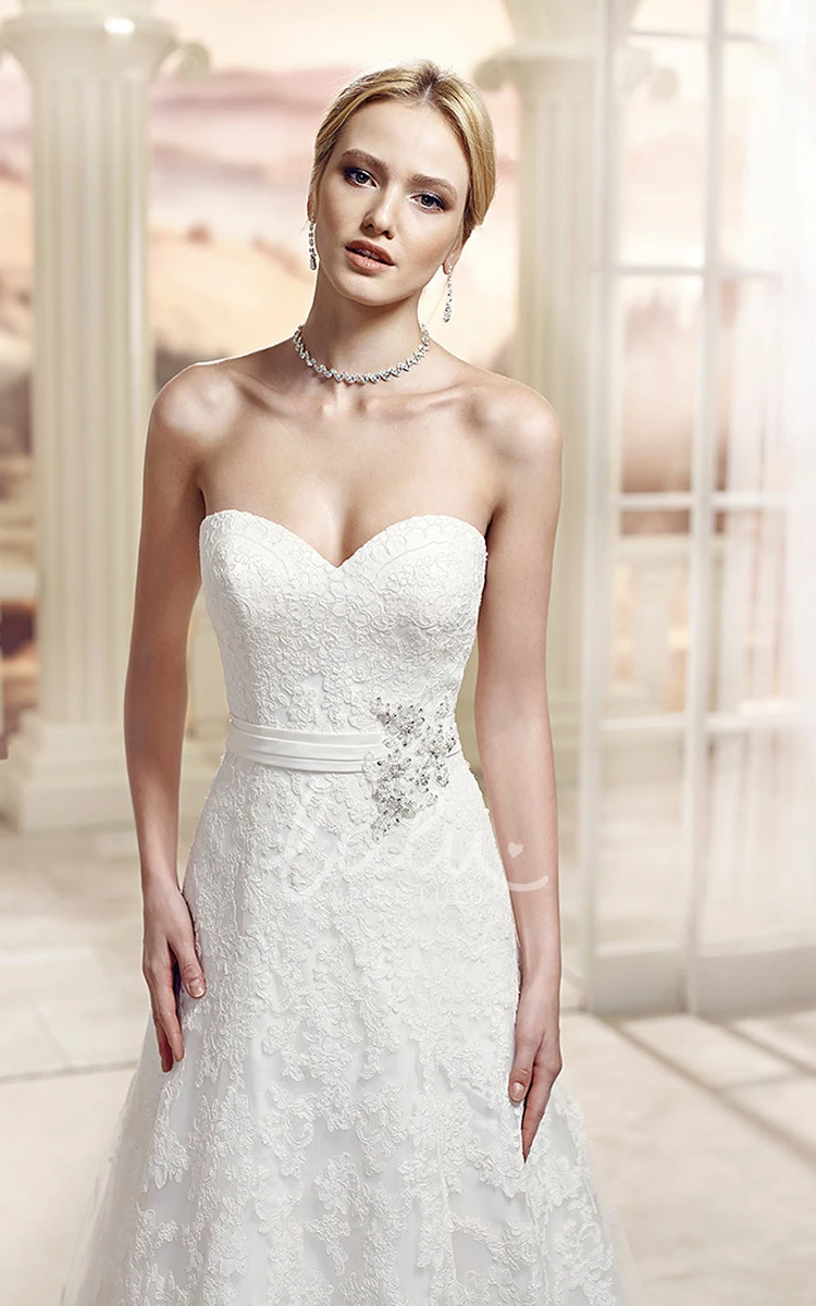 Caped Lace A-Line Wedding Dress with Sweetheart Neckline and Appliques