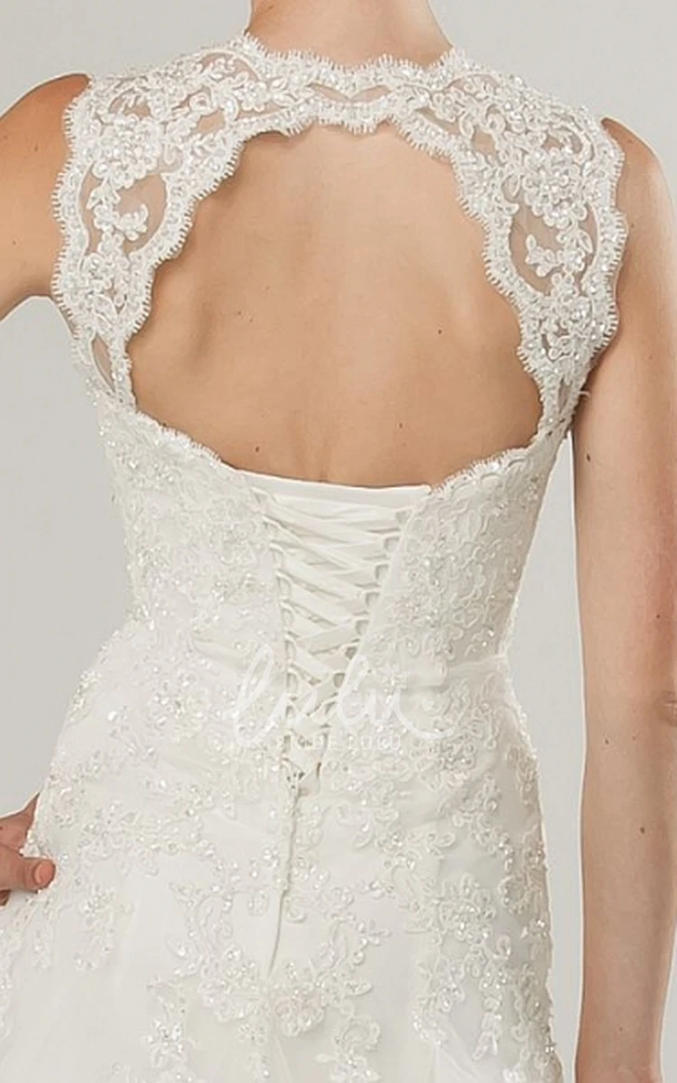 Strapped Lace&Tulle A-Line Wedding Dress with Beaded Appliques