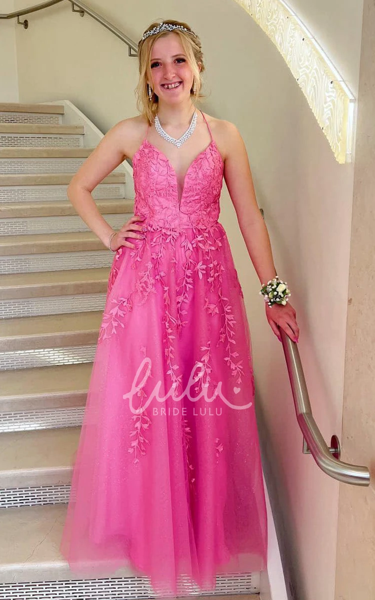 A-Line Tulle Prom Dress with Plunging Neckline and Appliques Casual Style