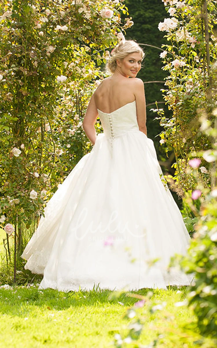 Floral Lace Sweetheart Wedding Dress with Brush Train and V Back Floor-Length