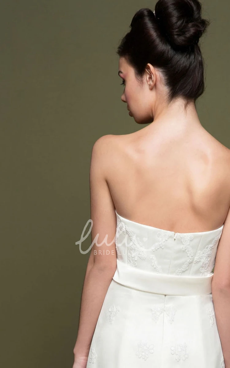 Satin Strapless V-Back Wedding Dress with Appliques and Court Train