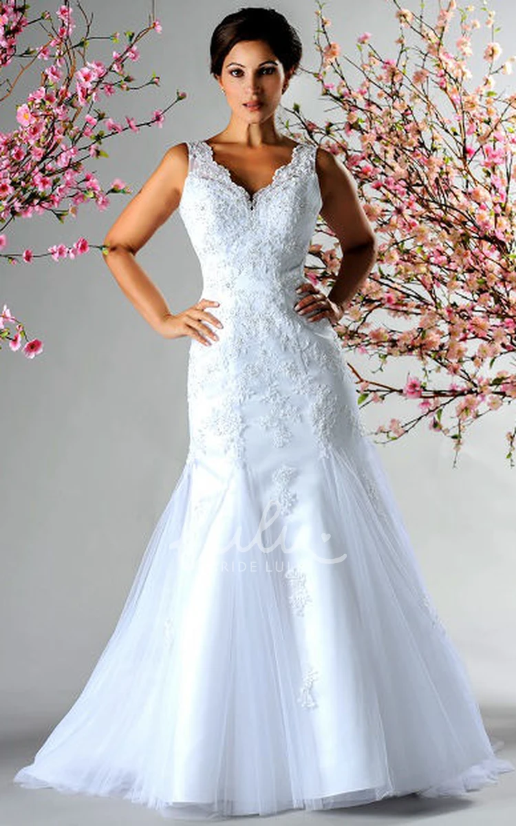 Beaded Applique Mermaid Bridal Gown with V-Neck and Back Keyhole Classy Wedding Dress